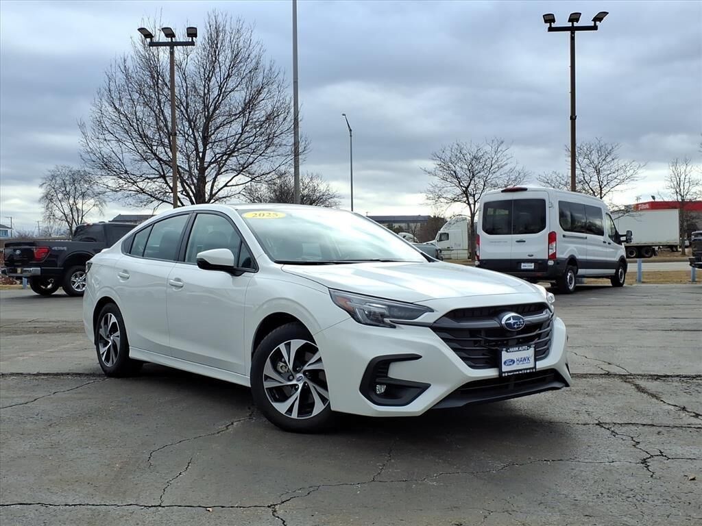 2025 SUBARU Legacy