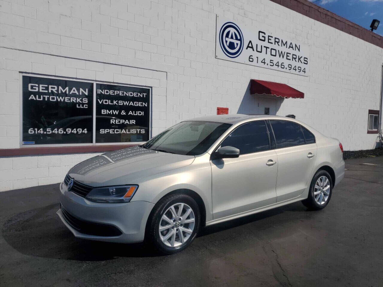 2011 VOLKSWAGEN Jetta