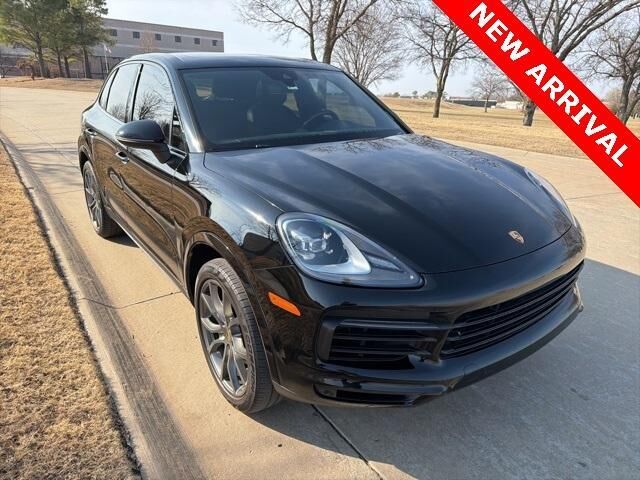 2019 PORSCHE Cayenne