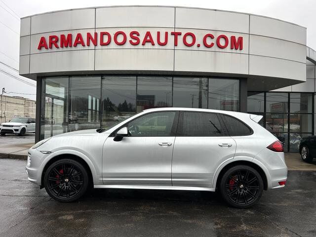 2013 PORSCHE Cayenne