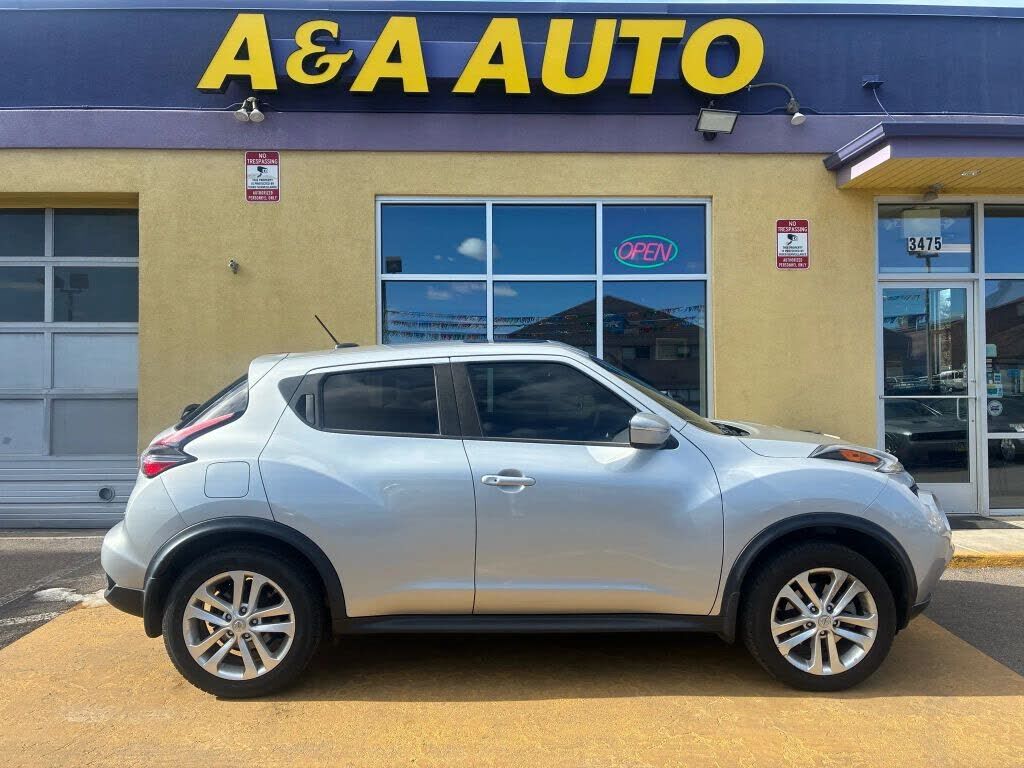 2016 NISSAN Juke