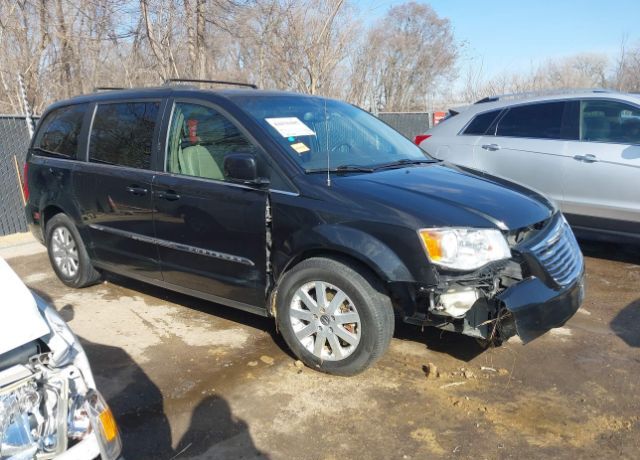 2016 CHRYSLER Town and Country
