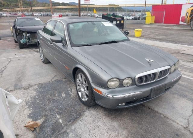 2005 JAGUAR XJ