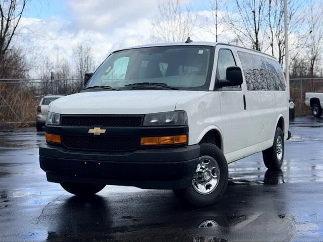 2023 CHEVROLET Express