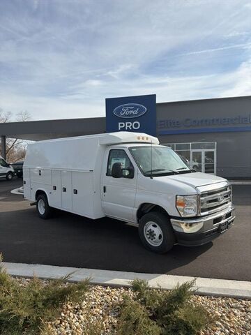 2026 FORD E-450