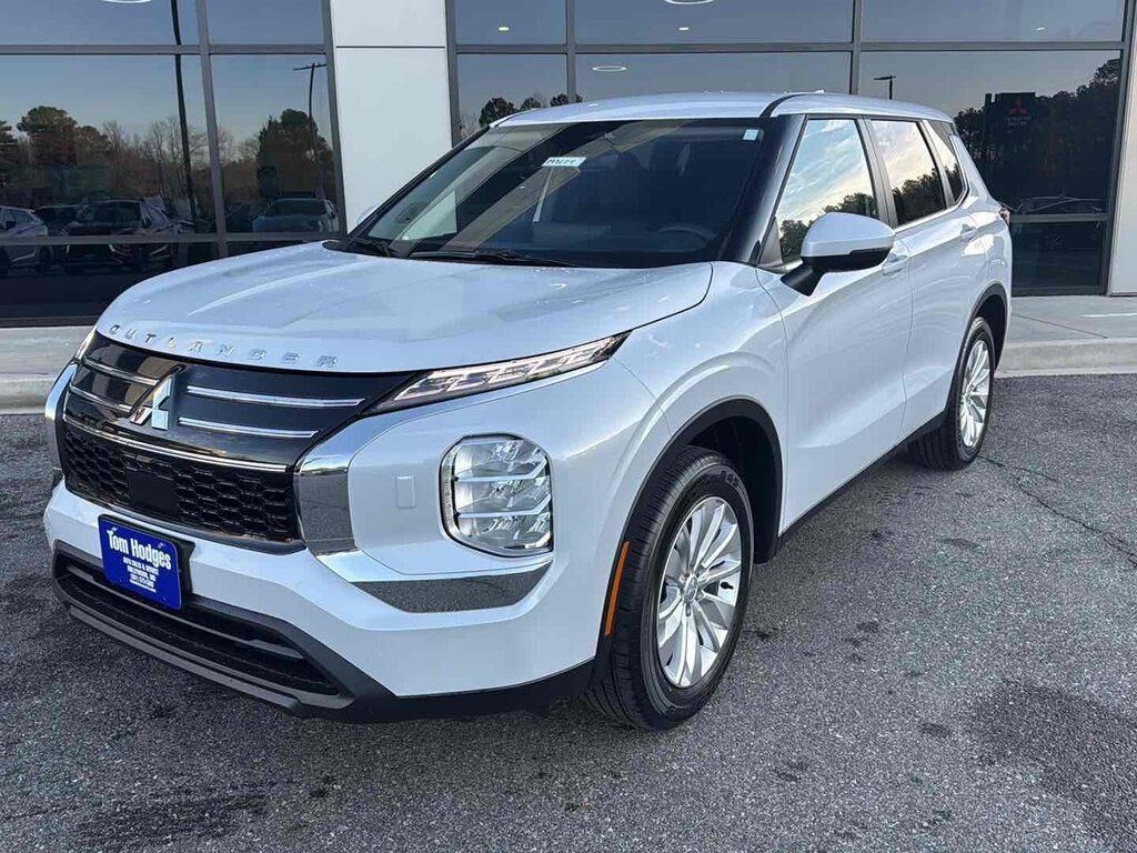 2026 MITSUBISHI Outlander