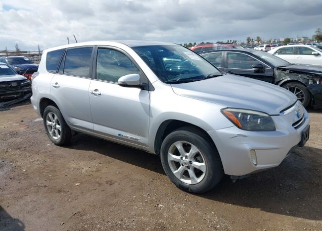 2014 TOYOTA RAV4