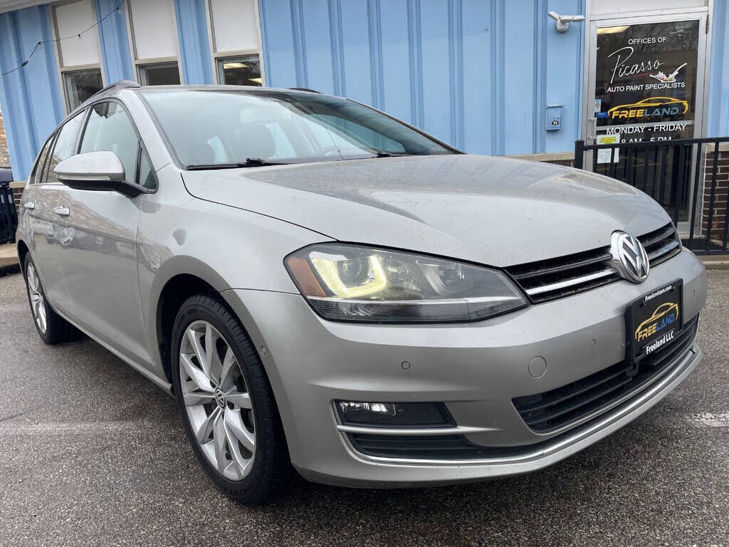 2016 VOLKSWAGEN Golf SportWagen