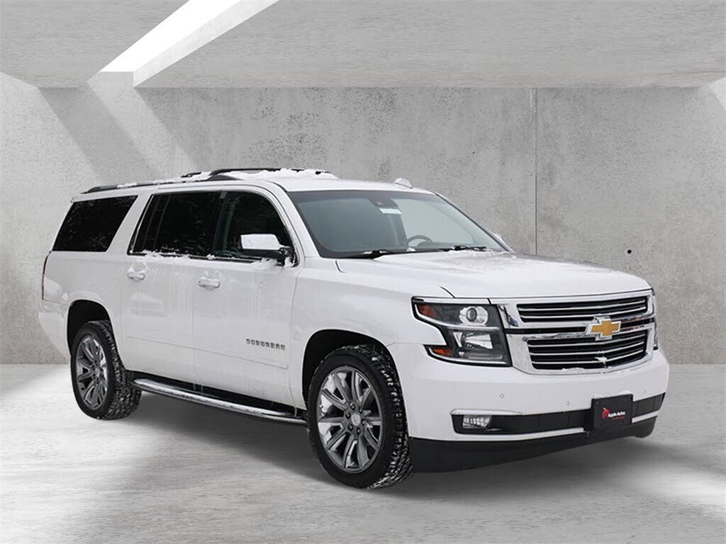 2017 CHEVROLET Suburban