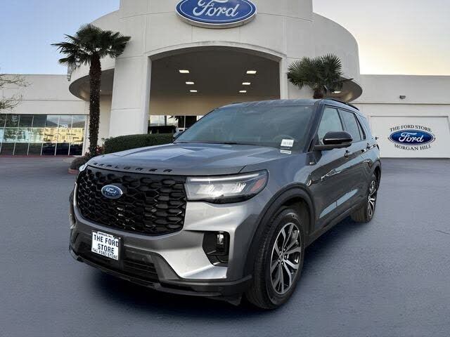 2025 FORD Explorer