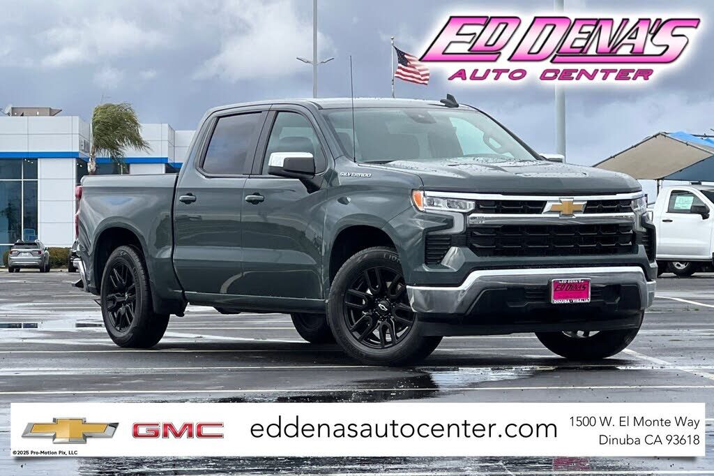 2025 CHEVROLET Silverado