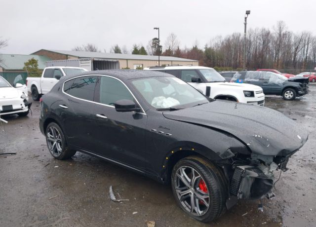 2023 MASERATI Levante