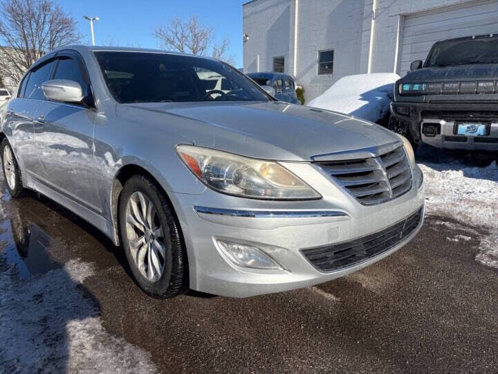 2012 HYUNDAI Genesis