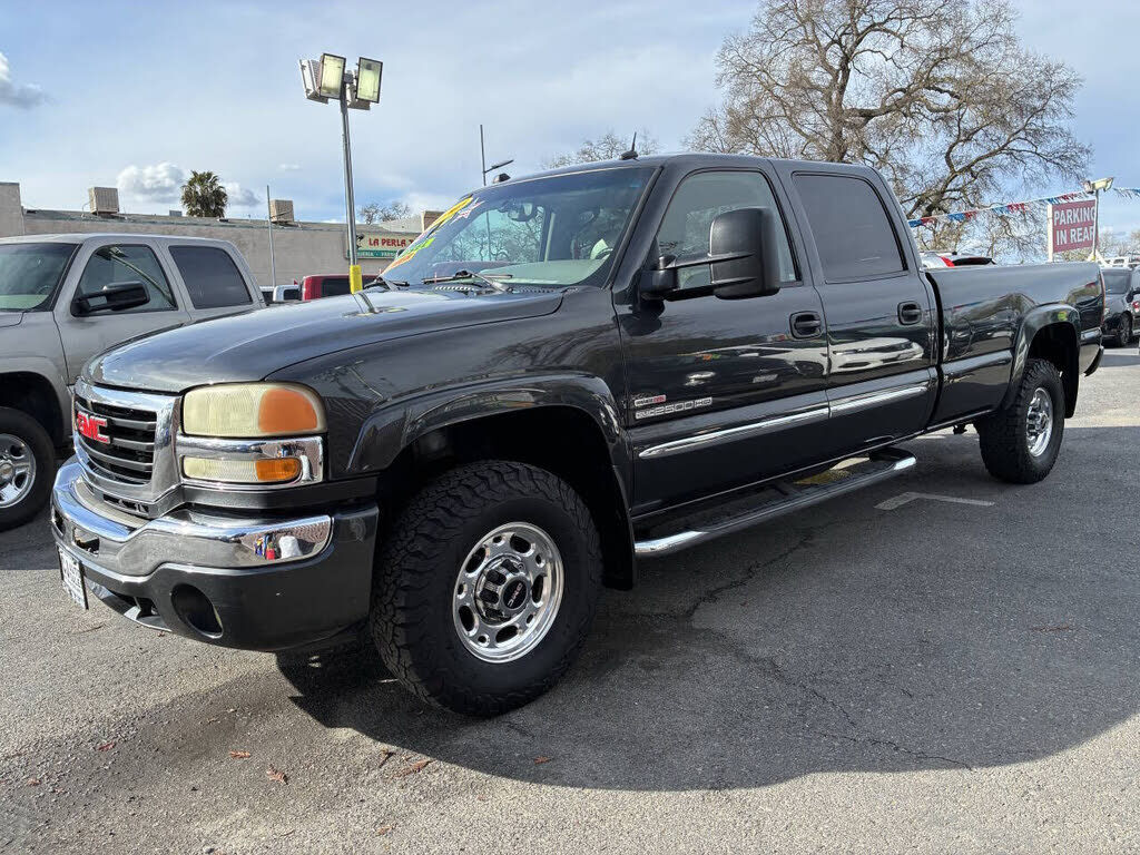 2005 GMC Sierra