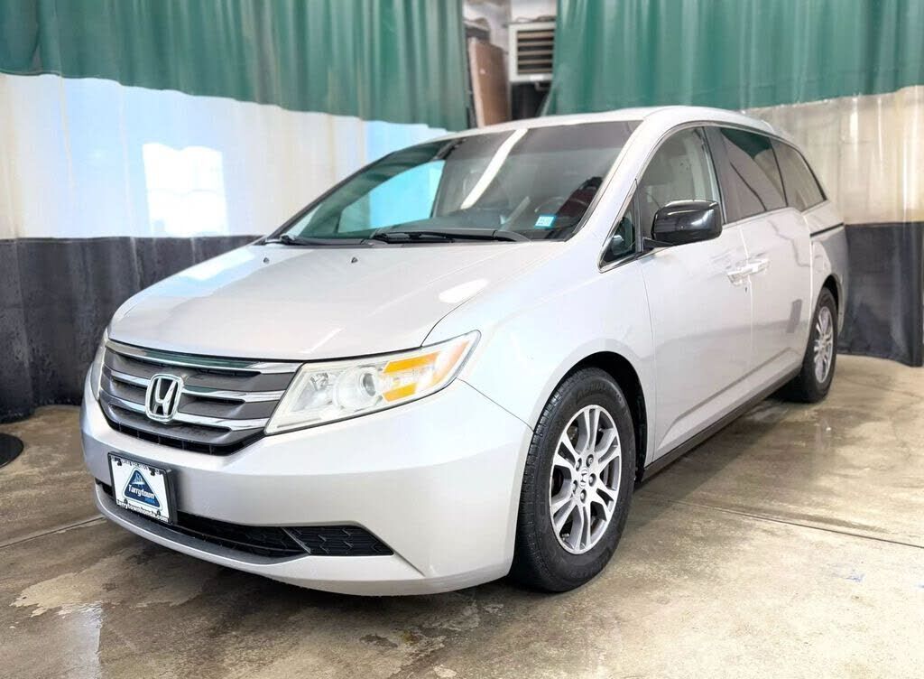 2011 HONDA Odyssey
