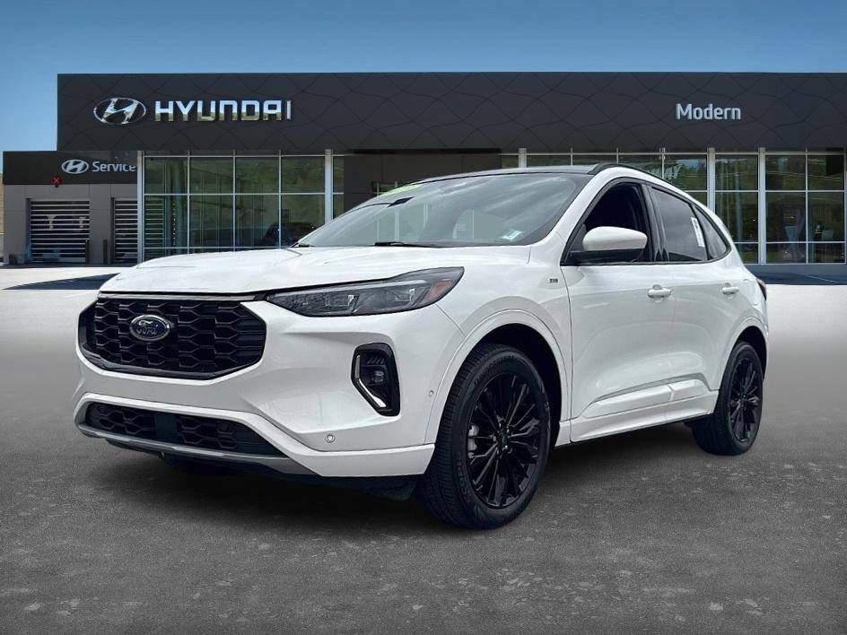 2023 FORD Escape