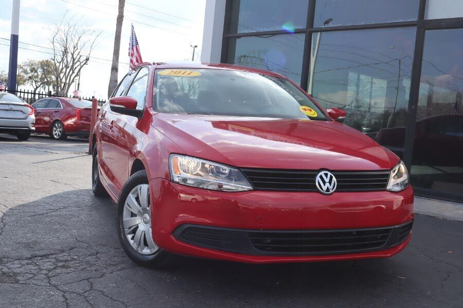 2011 VOLKSWAGEN Jetta