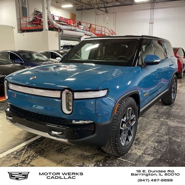 2022 RIVIAN R1S