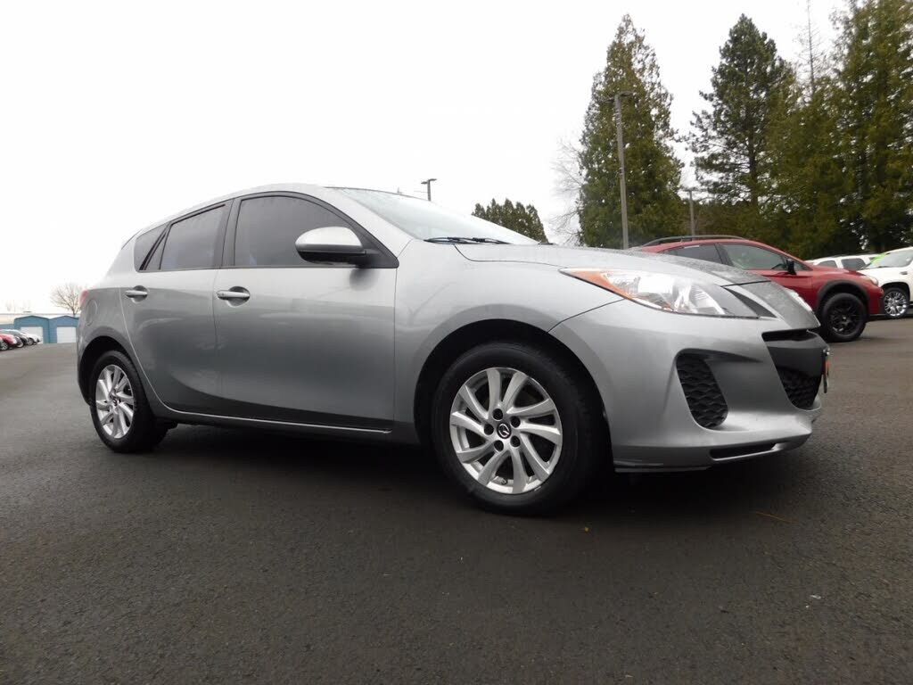 2013 MAZDA Mazda3