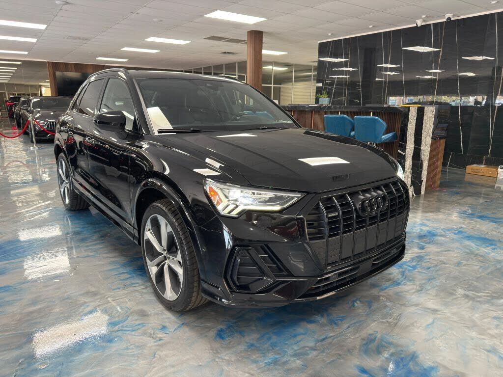 2021 AUDI Q3