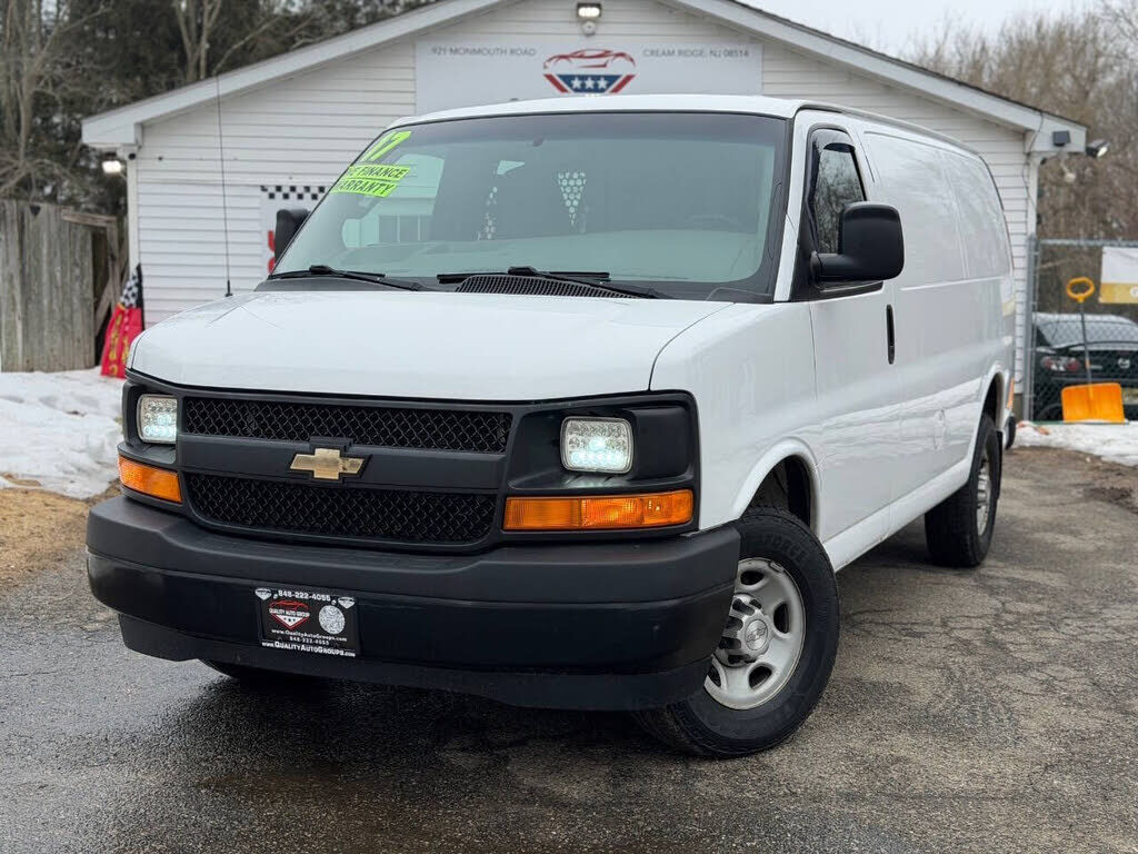 2017 CHEVROLET Express