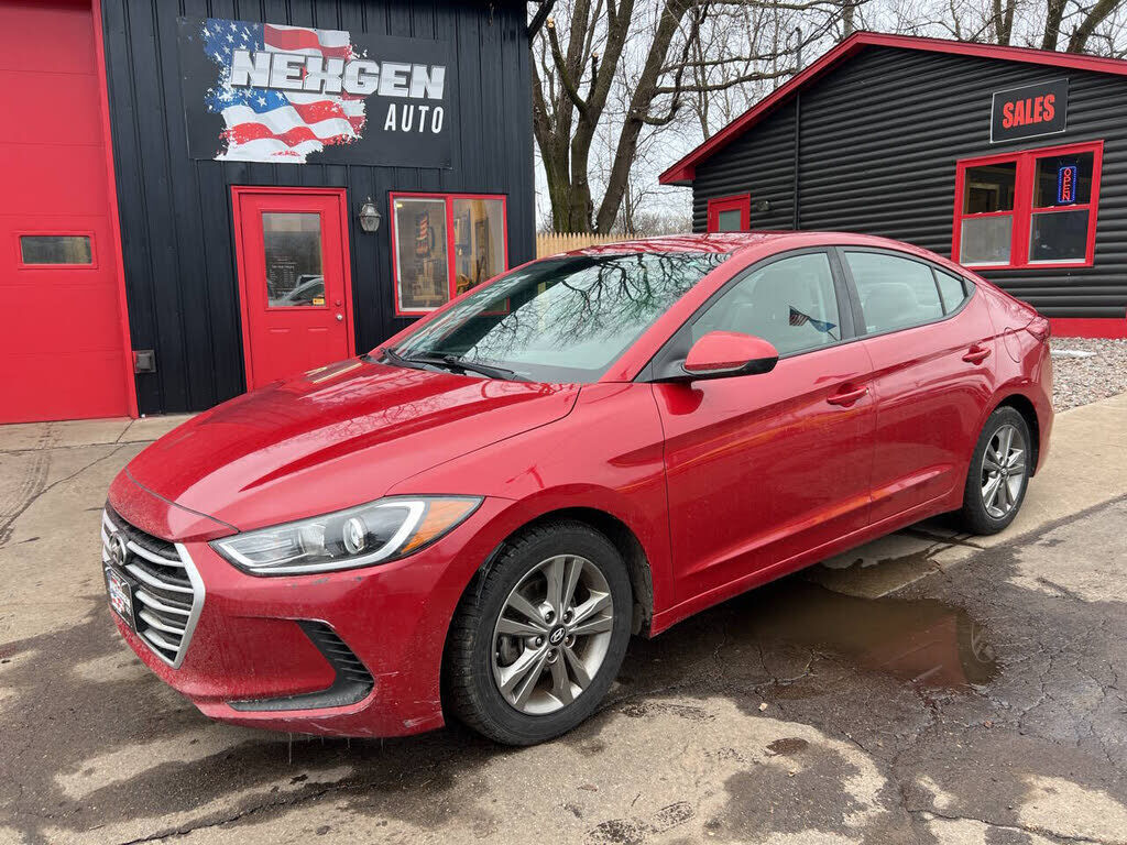 2018 HYUNDAI Elantra