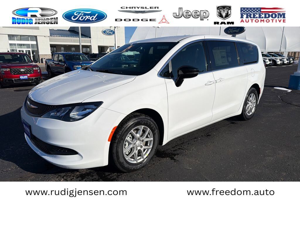 2026 CHRYSLER Voyager
