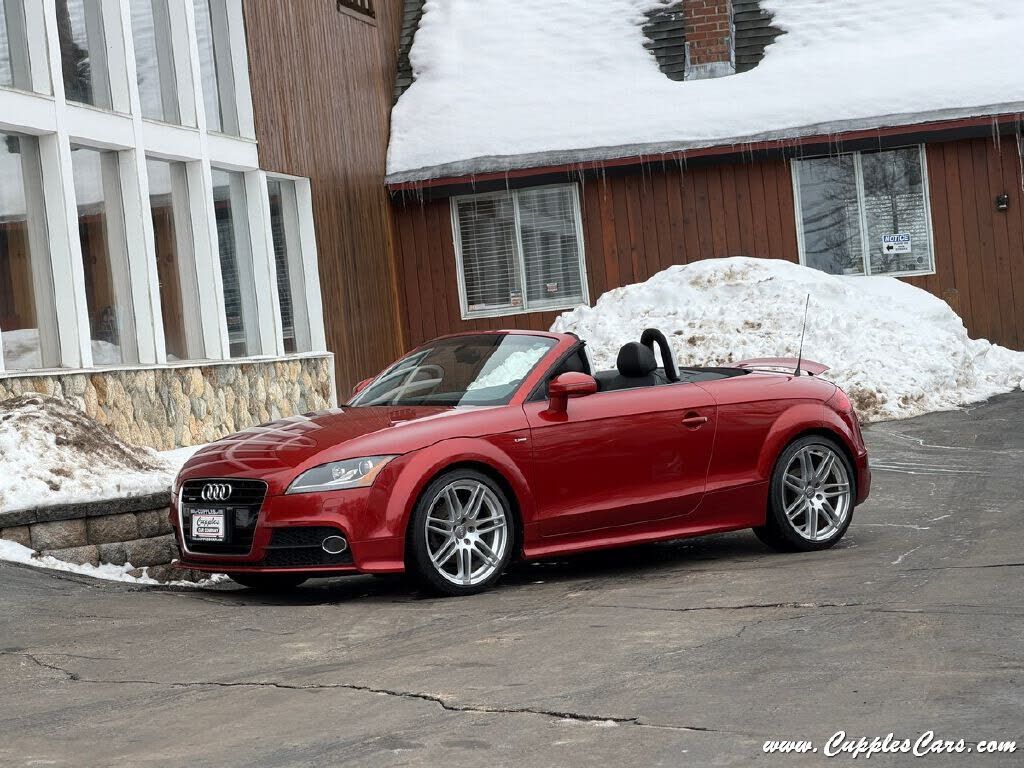 2011 AUDI TT