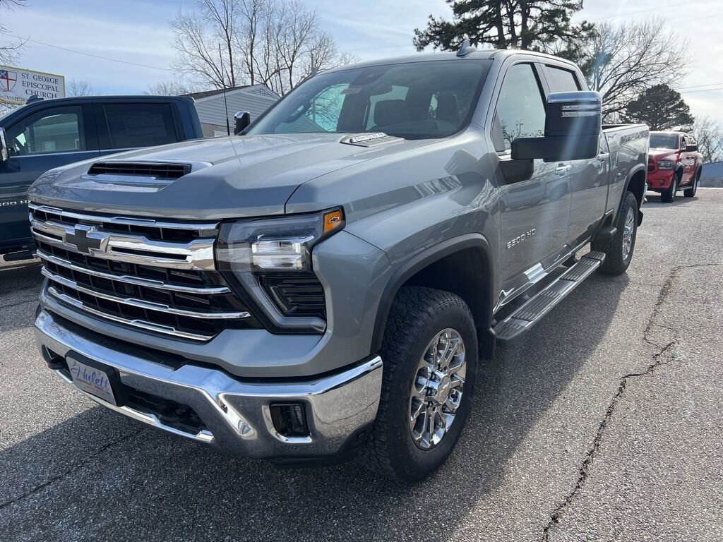 2026 CHEVROLET Silverado HD