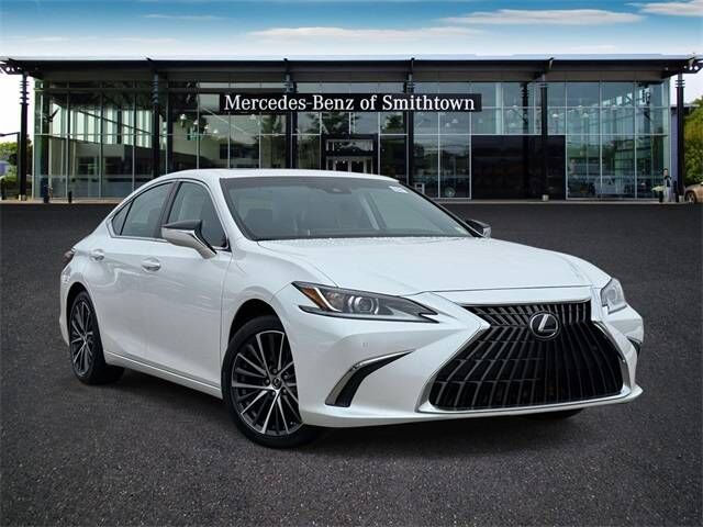 2025 LEXUS ES