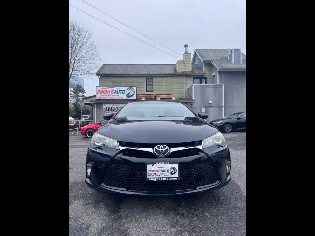 2017 TOYOTA Camry