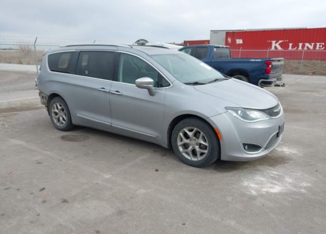 2019 CHRYSLER Pacifica