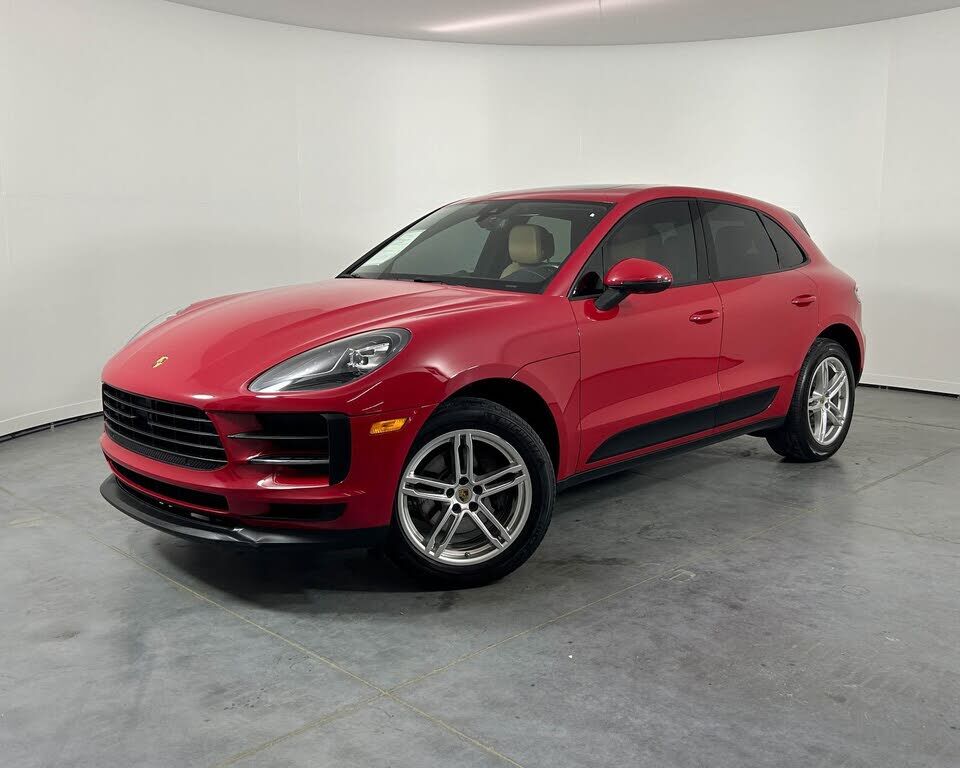 2020 PORSCHE Macan