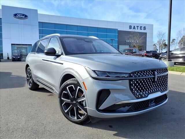 2025 LINCOLN Nautilus