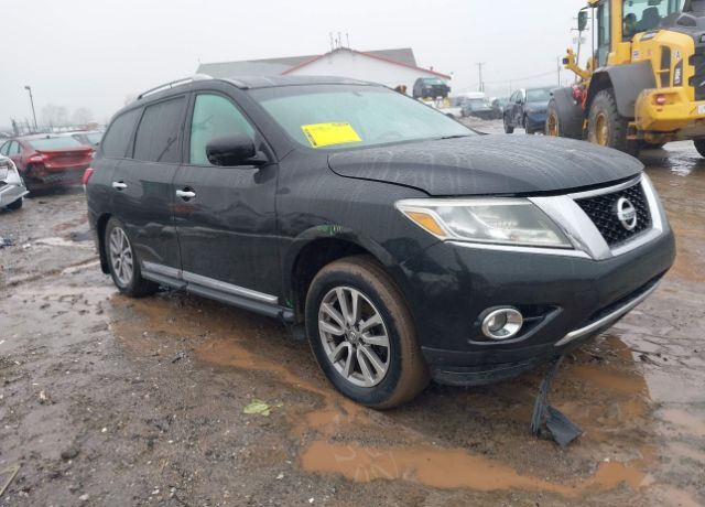 2015 NISSAN Pathfinder
