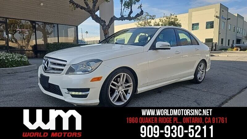 2013 MERCEDES-BENZ C-Class