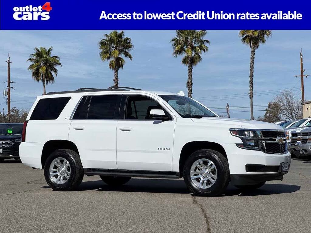 2017 CHEVROLET Tahoe