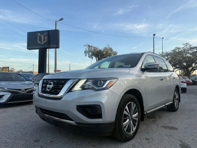 2020 NISSAN Pathfinder