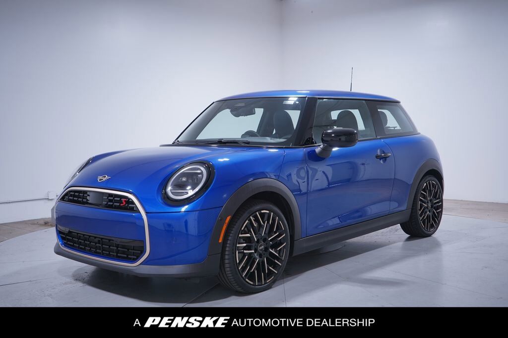 2025 MINI Hardtop