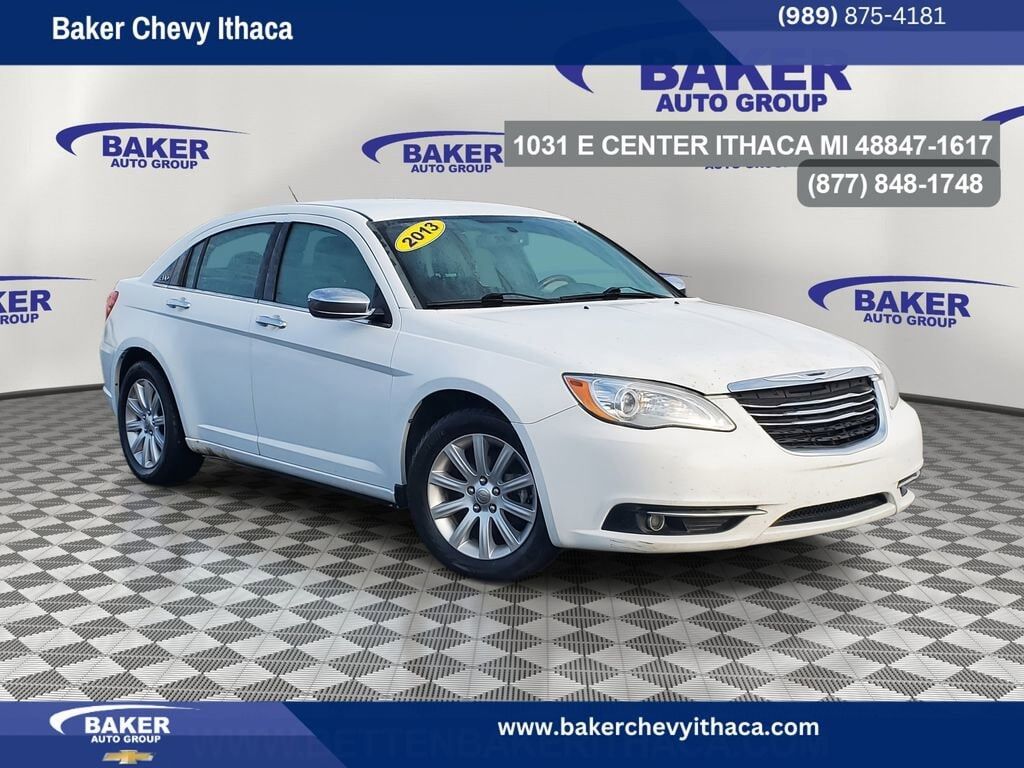 2013 CHRYSLER 200