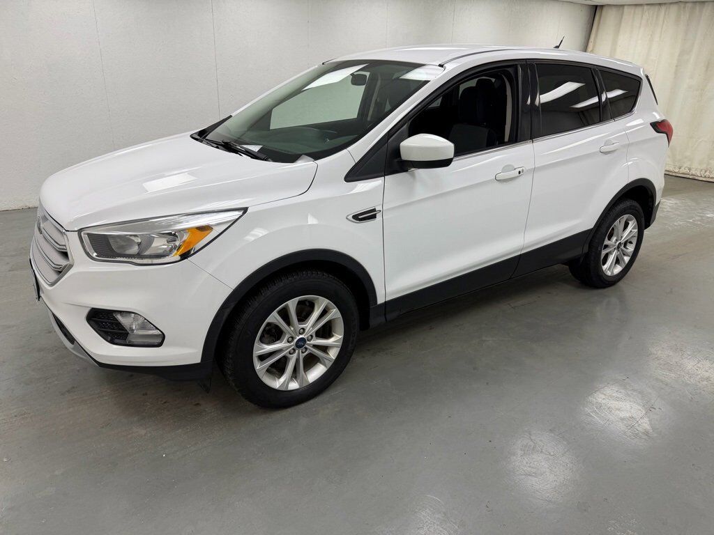 2019 FORD Escape