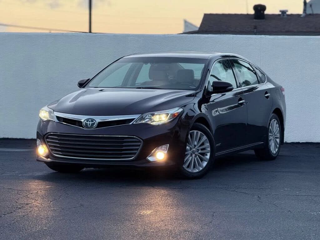 2014 TOYOTA Avalon