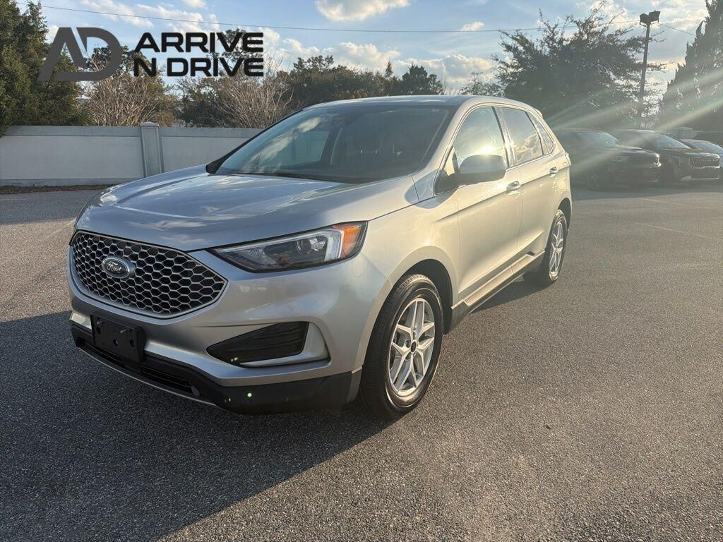 2023 FORD Edge