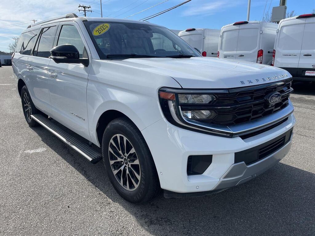 2025 FORD Expedition