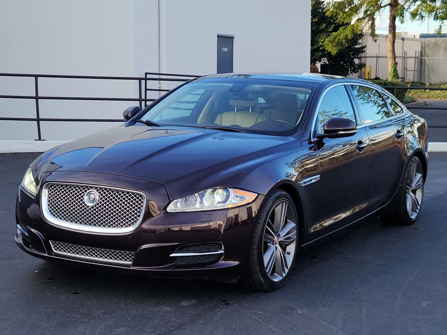 2011 JAGUAR XJ