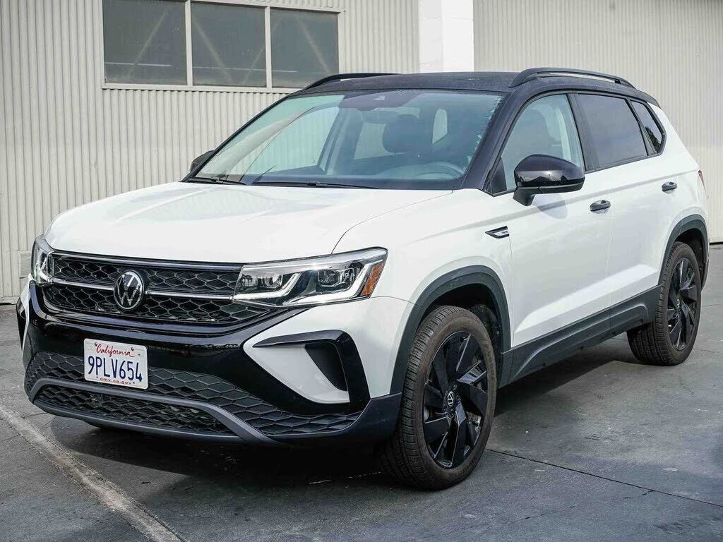 2024 VOLKSWAGEN Taos 4Motion