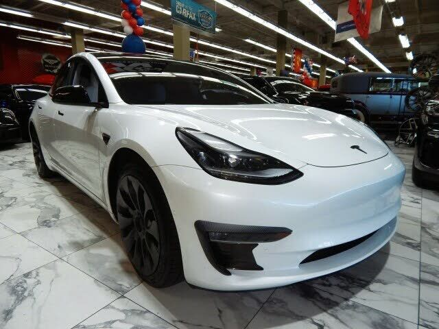 2021 TESLA Model 3
