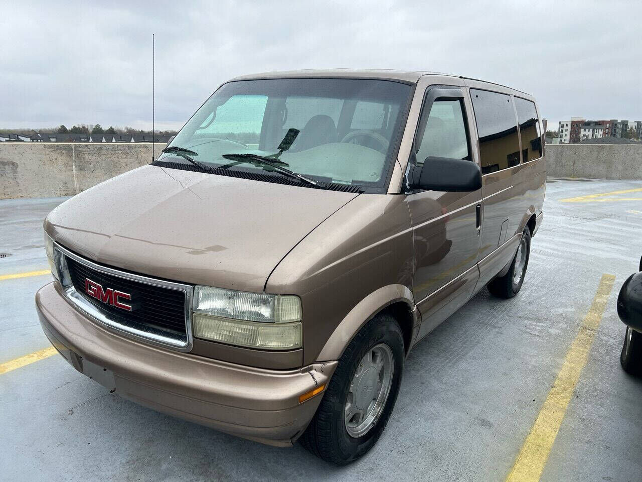 2003 GMC Safari