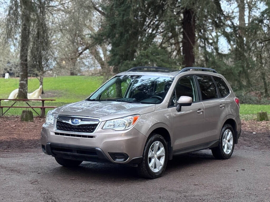 2016 SUBARU Forester