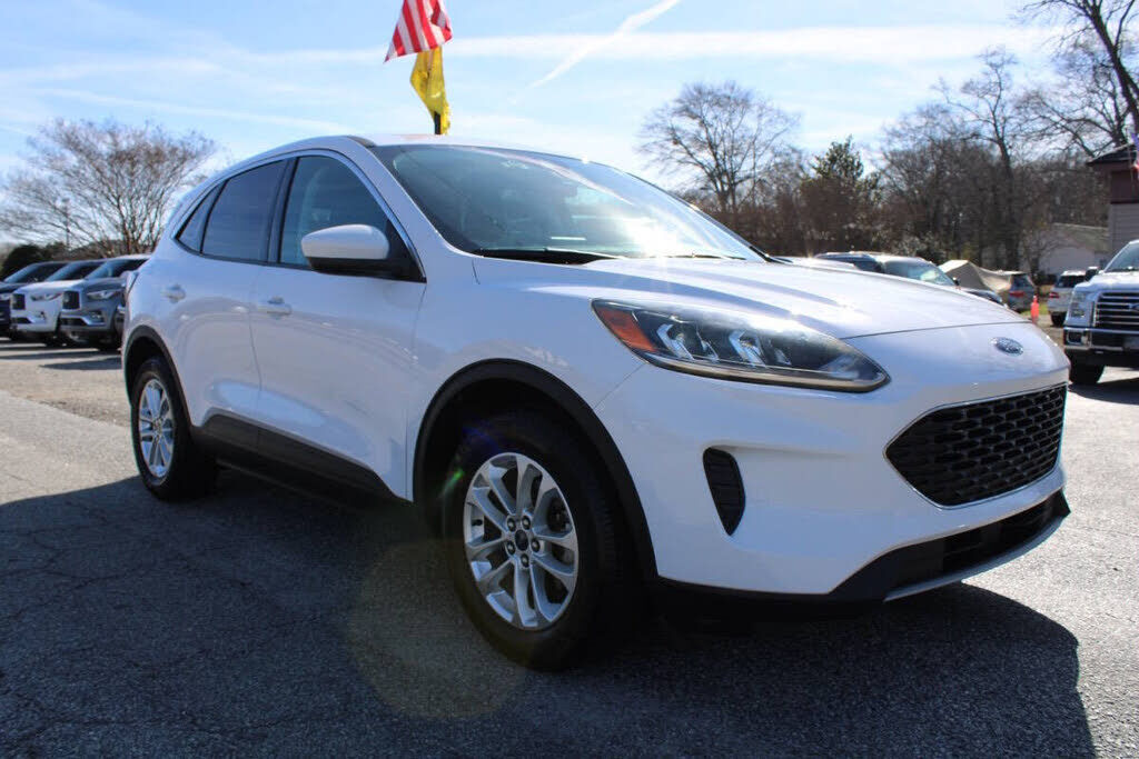 2021 FORD Escape